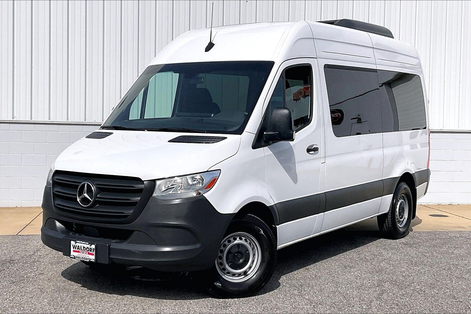 2024 Mercedes-Benz Sprinter Passenger 144 WB