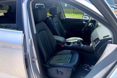 2023 Audi Q5 Premium