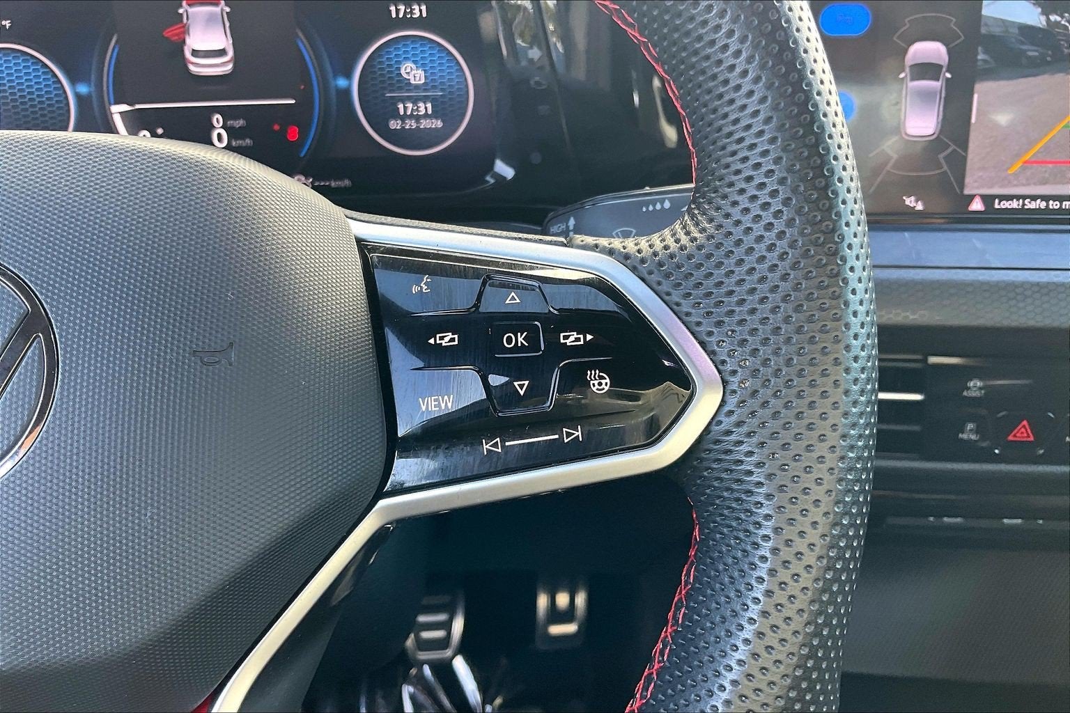 2024 Volkswagen Golf GTI 380 S