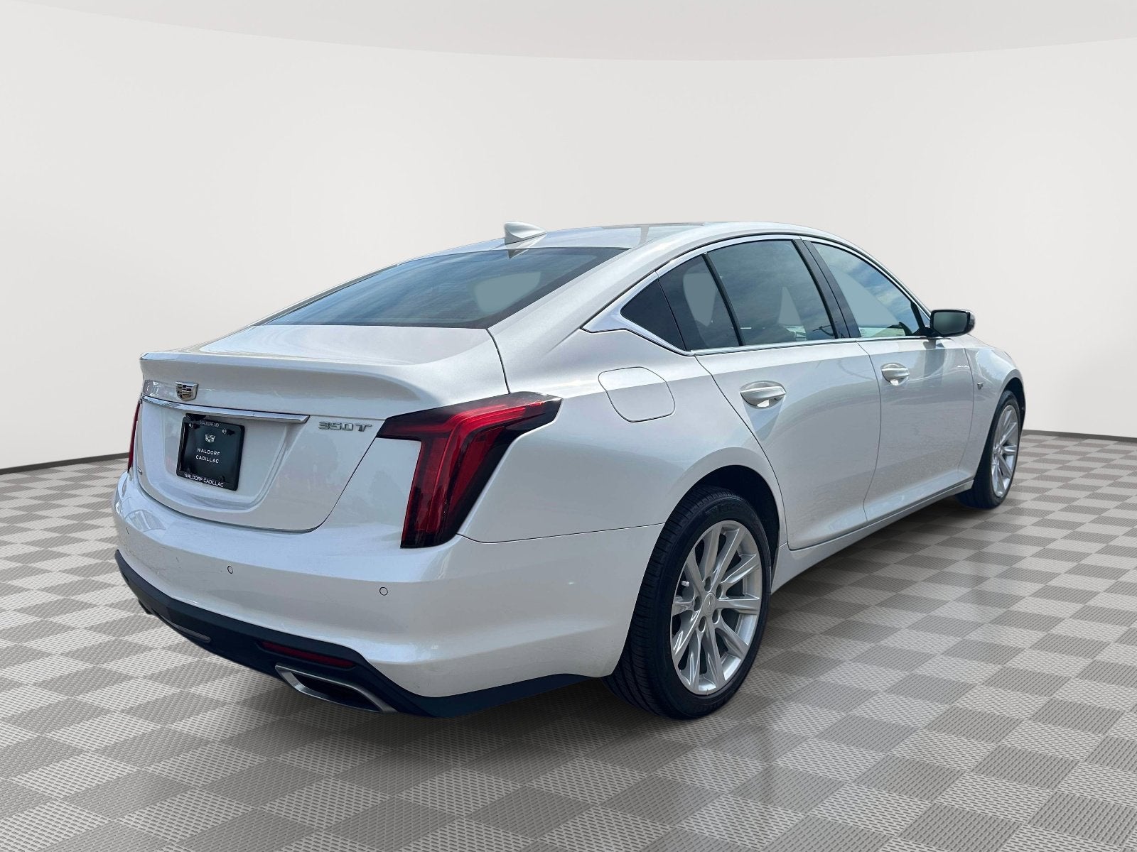 2023 Cadillac CT5 Luxury