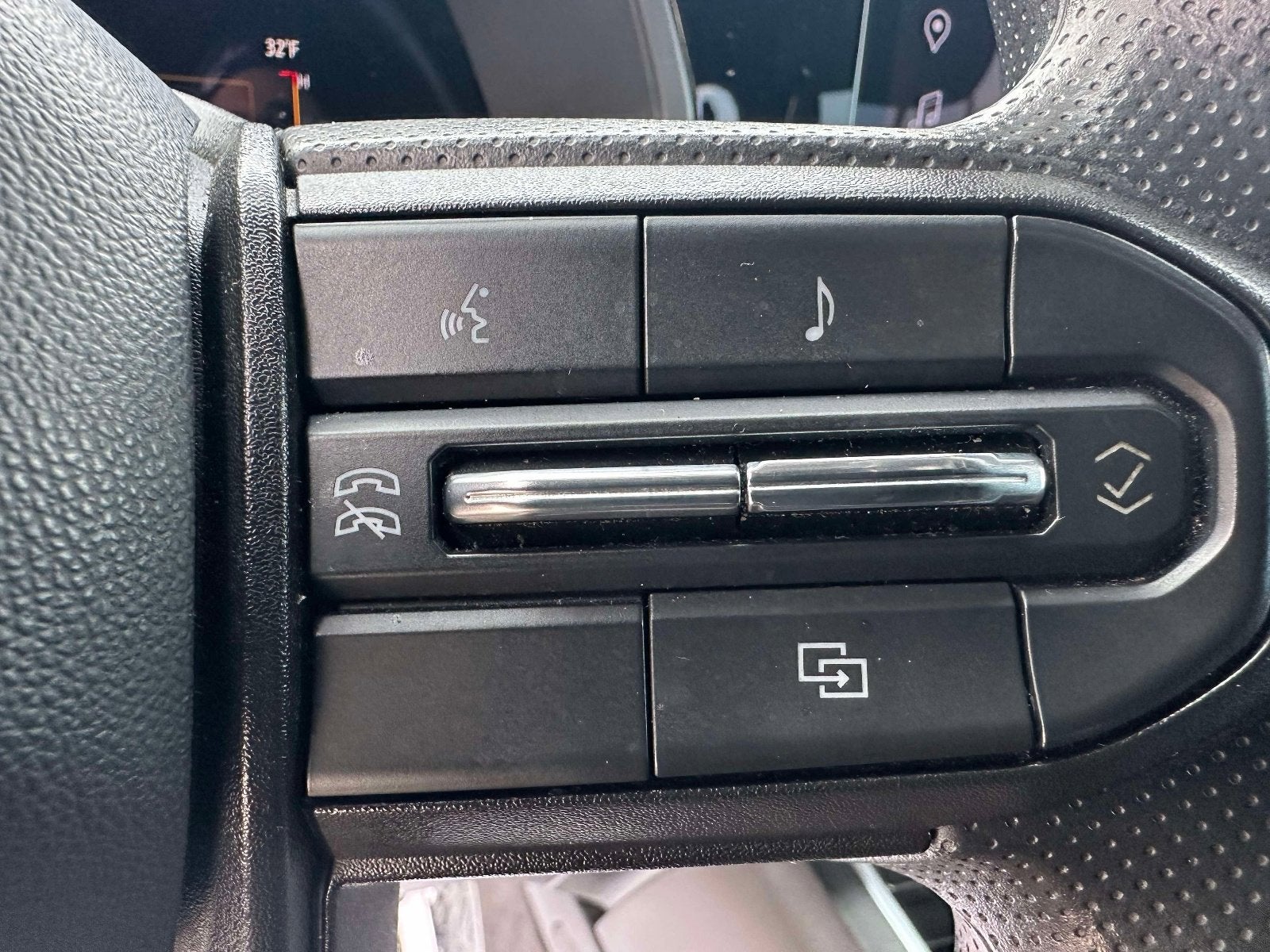 2023 Chevrolet Colorado WT