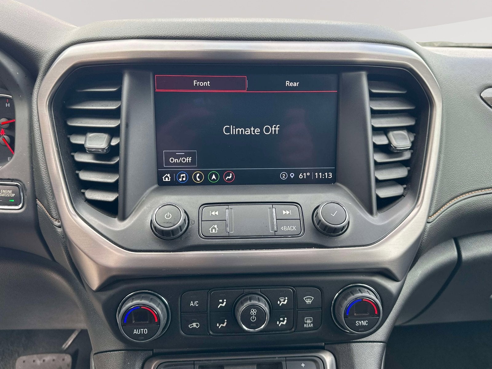 2022 GMC Acadia AT4
