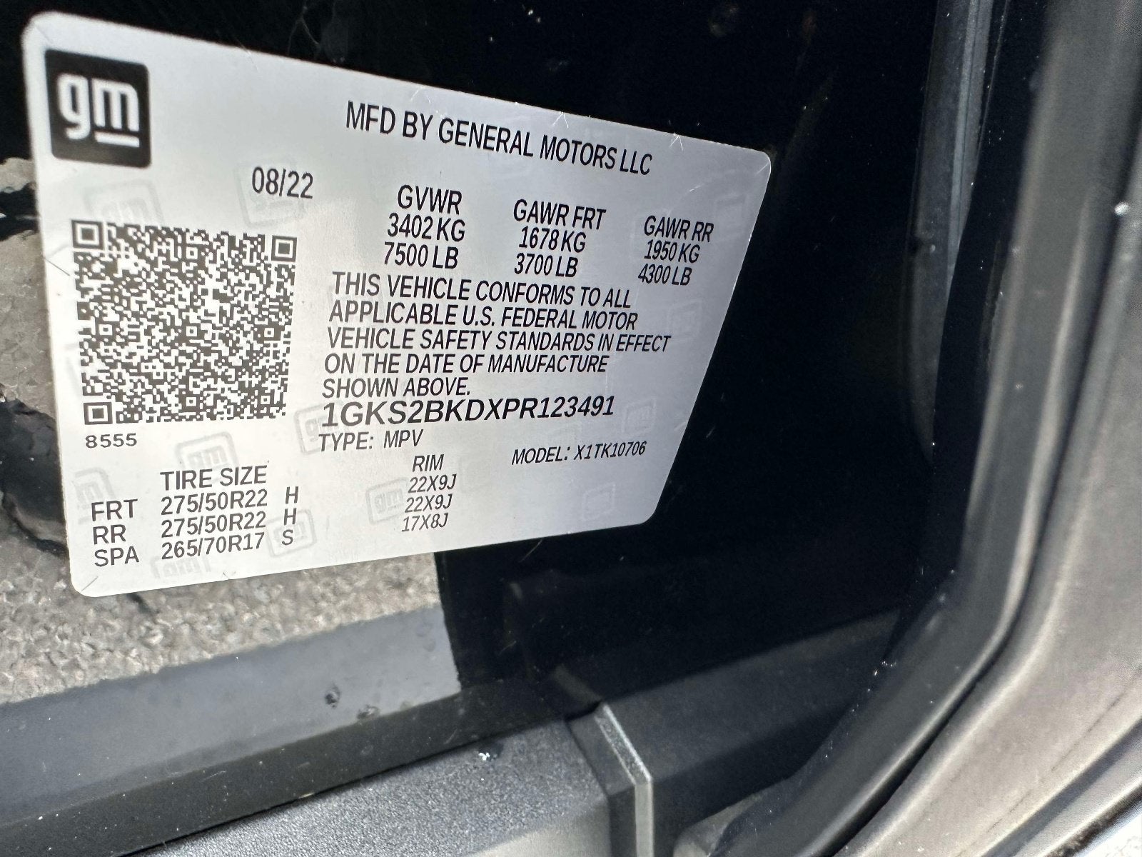 2023 GMC Yukon SLT