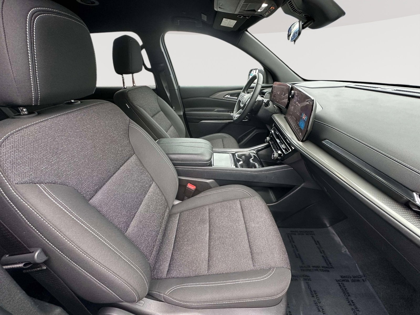 2024 Chevrolet Traverse LS