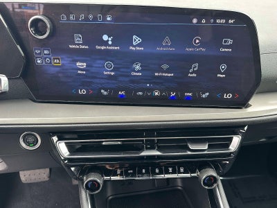 2024 Chevrolet Traverse LS