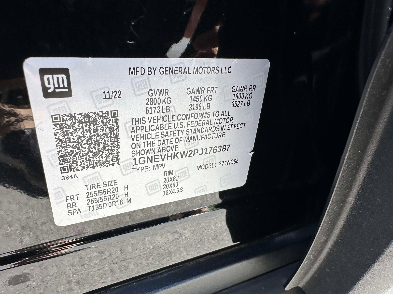 2023 Chevrolet Traverse LT Leather
