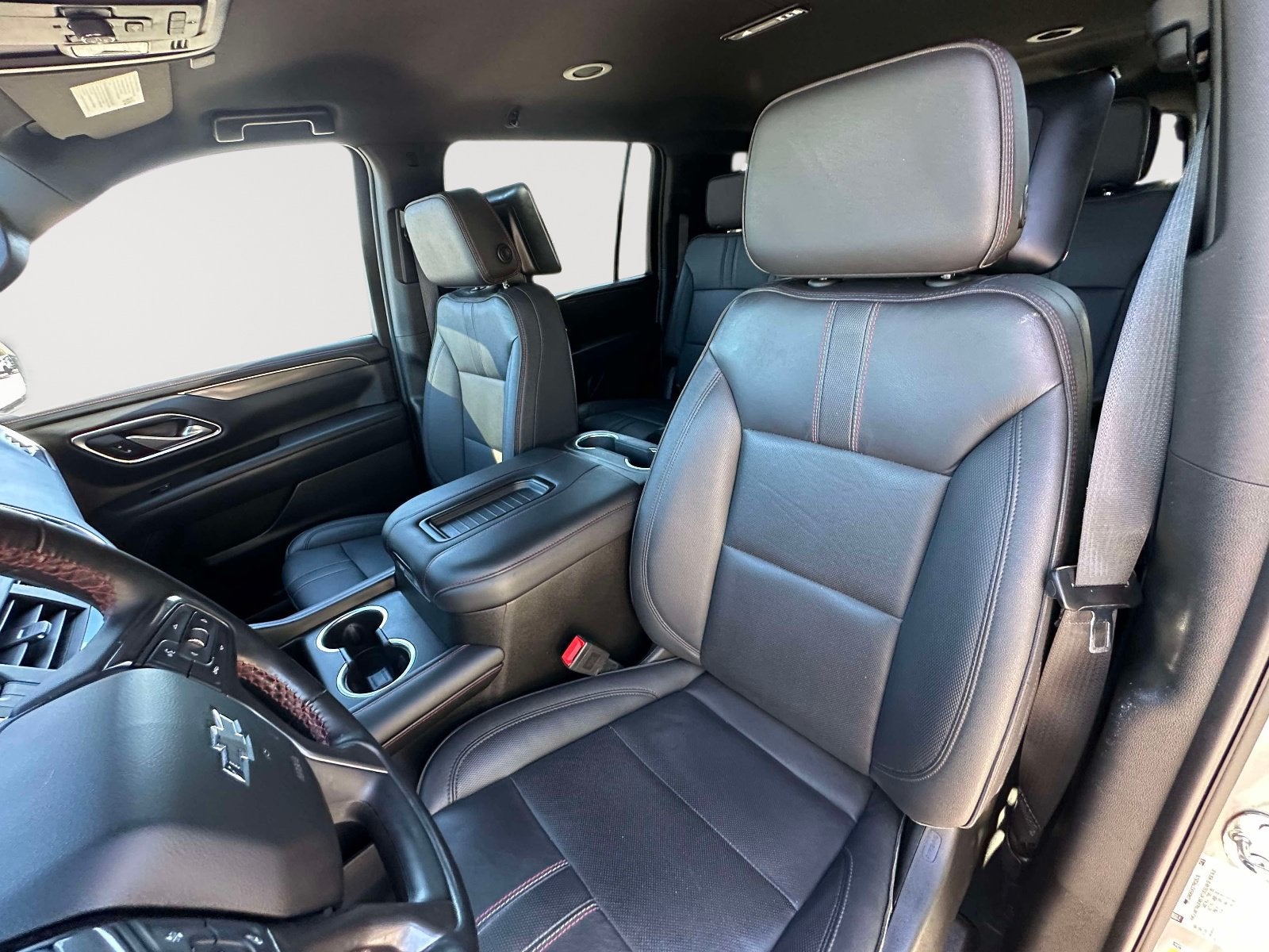 2023 Chevrolet Suburban RST