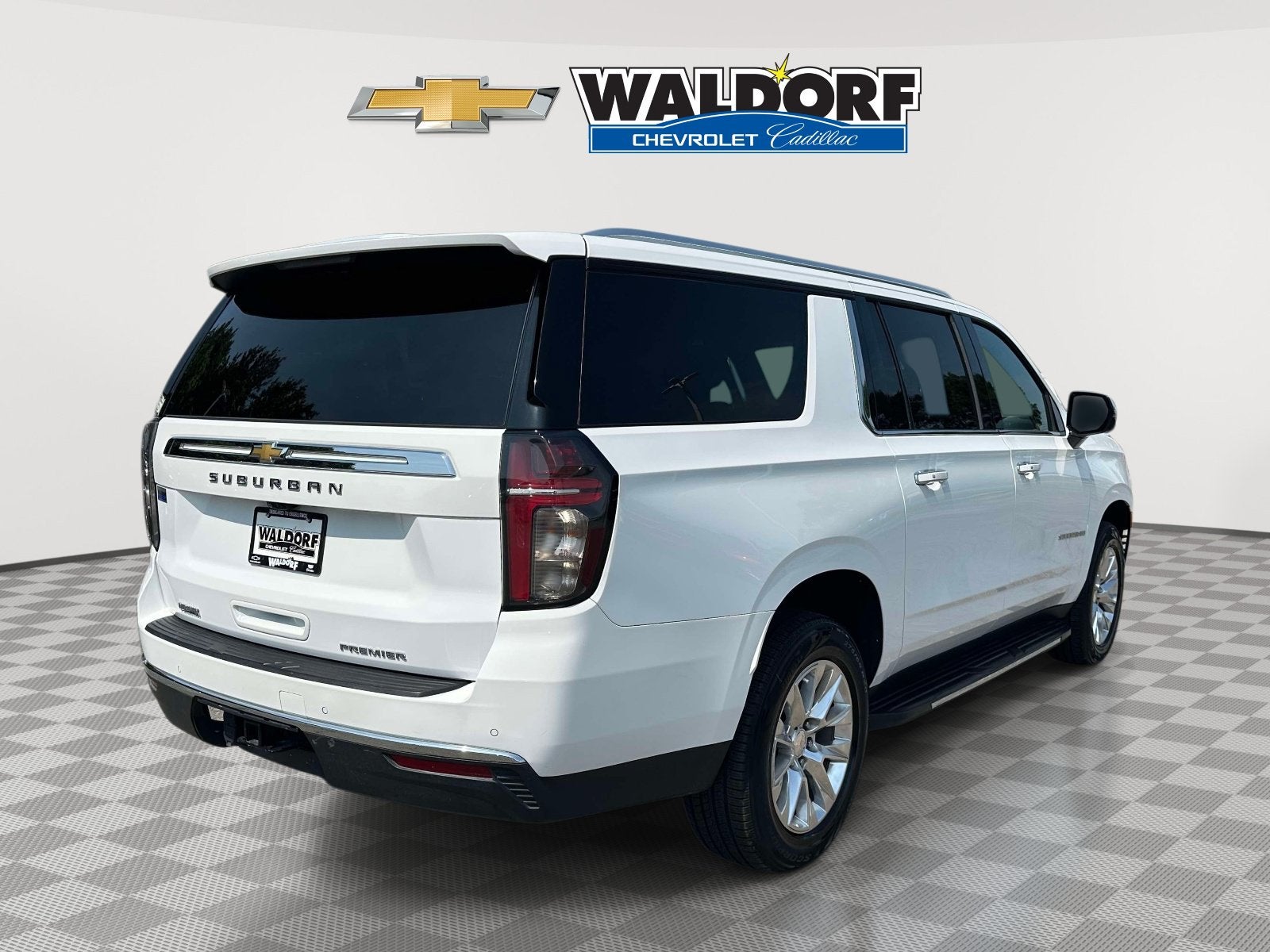 2023 Chevrolet Suburban Premier