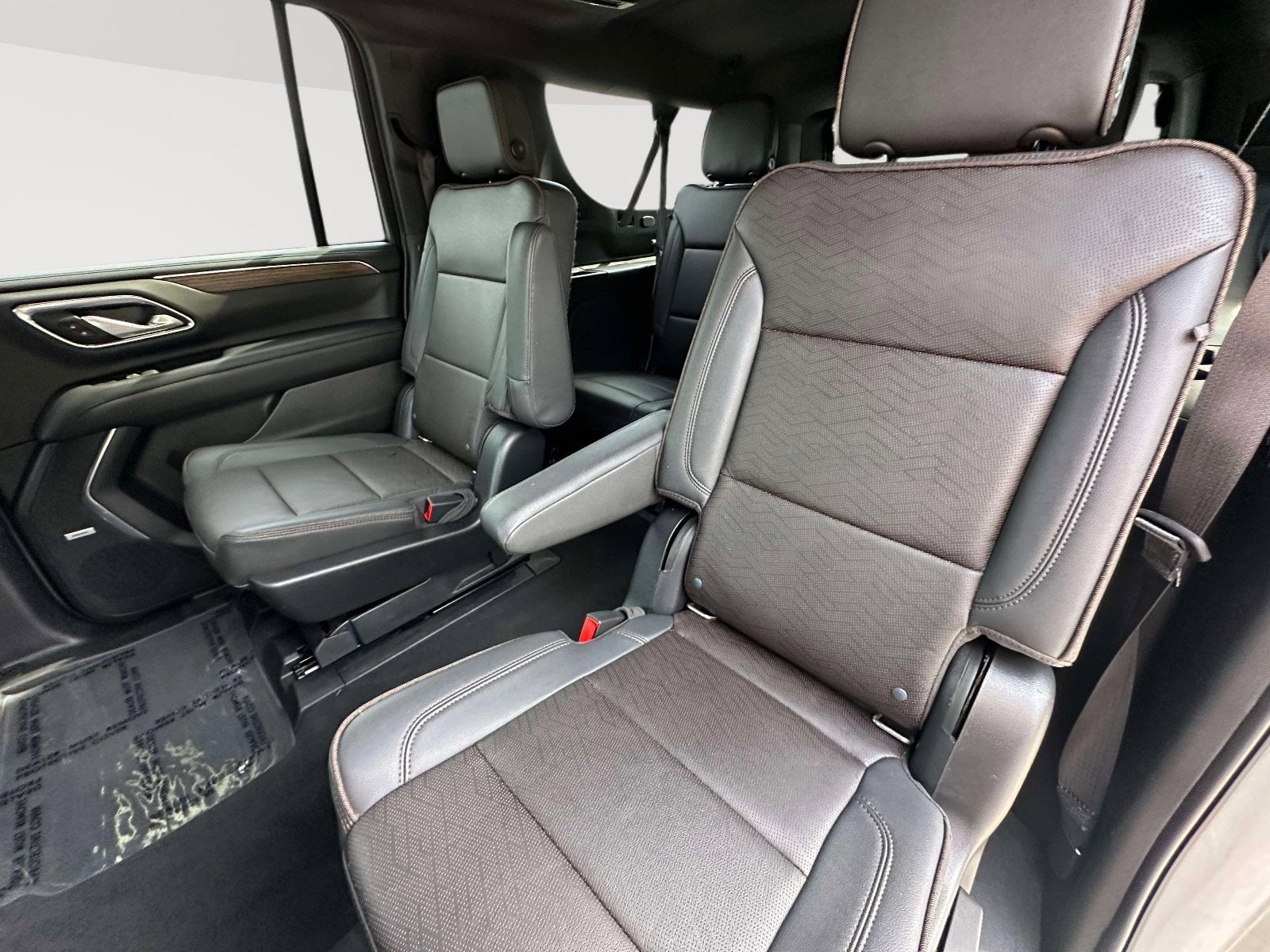 2022 Chevrolet Suburban High Country