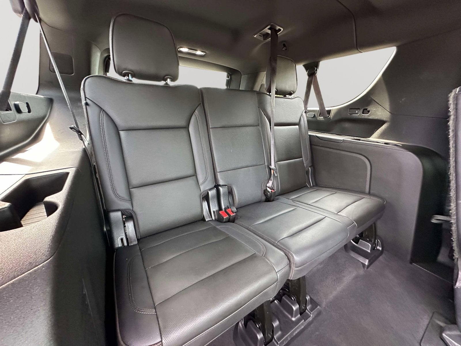 2022 Chevrolet Suburban High Country