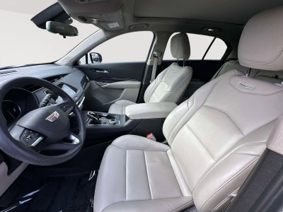 2022 Cadillac XT4 Luxury