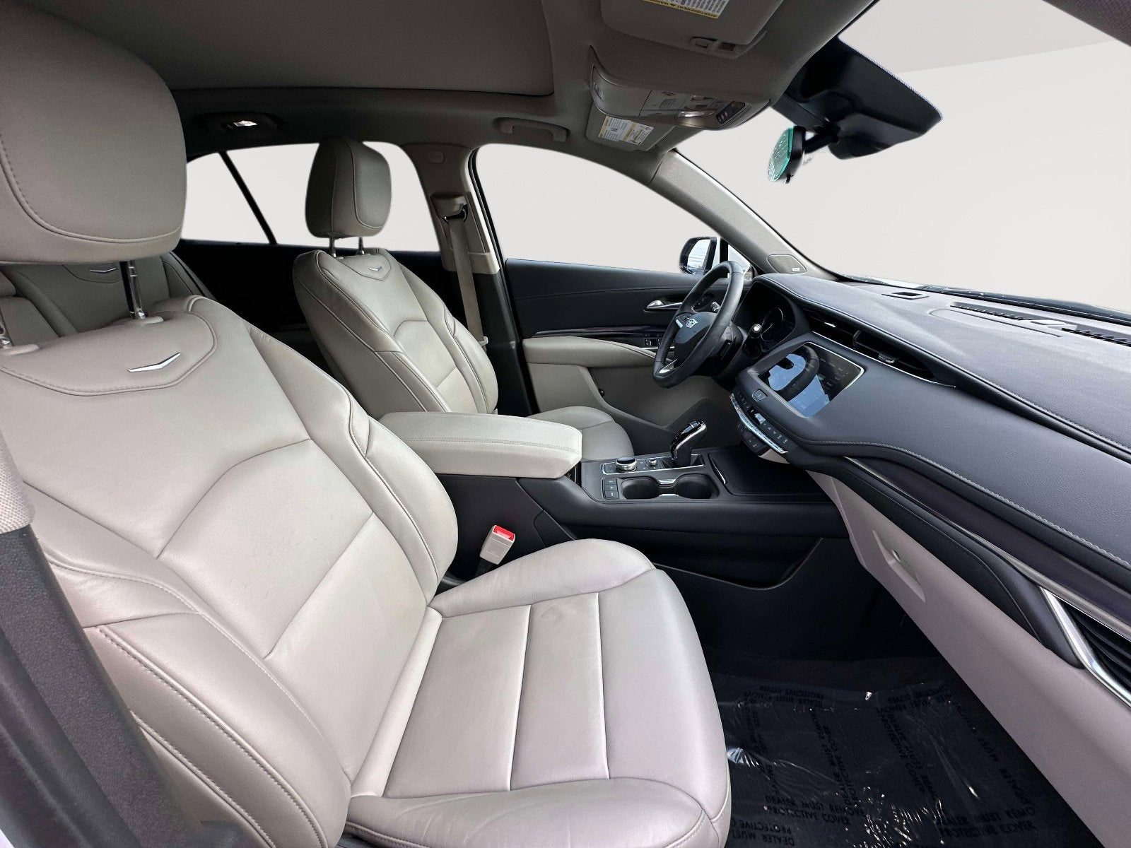 2022 Cadillac XT4 Luxury