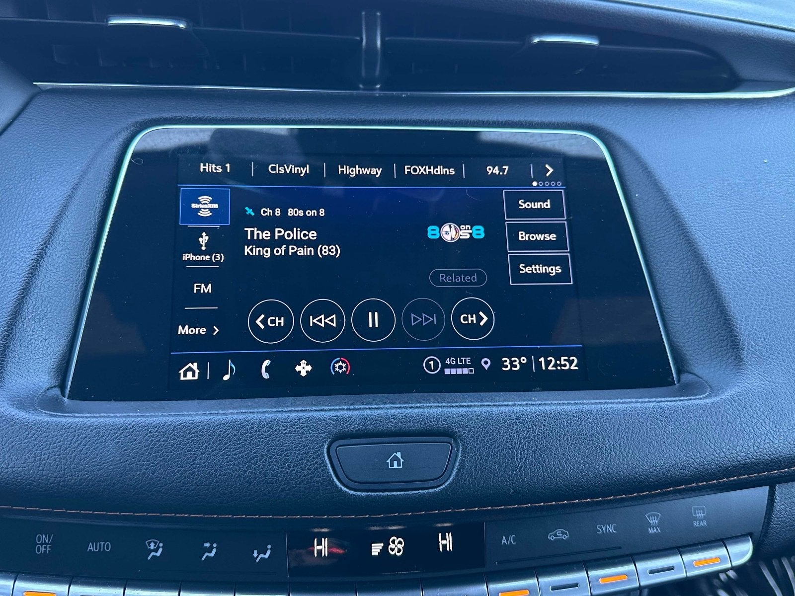 2023 Cadillac XT4 Sport