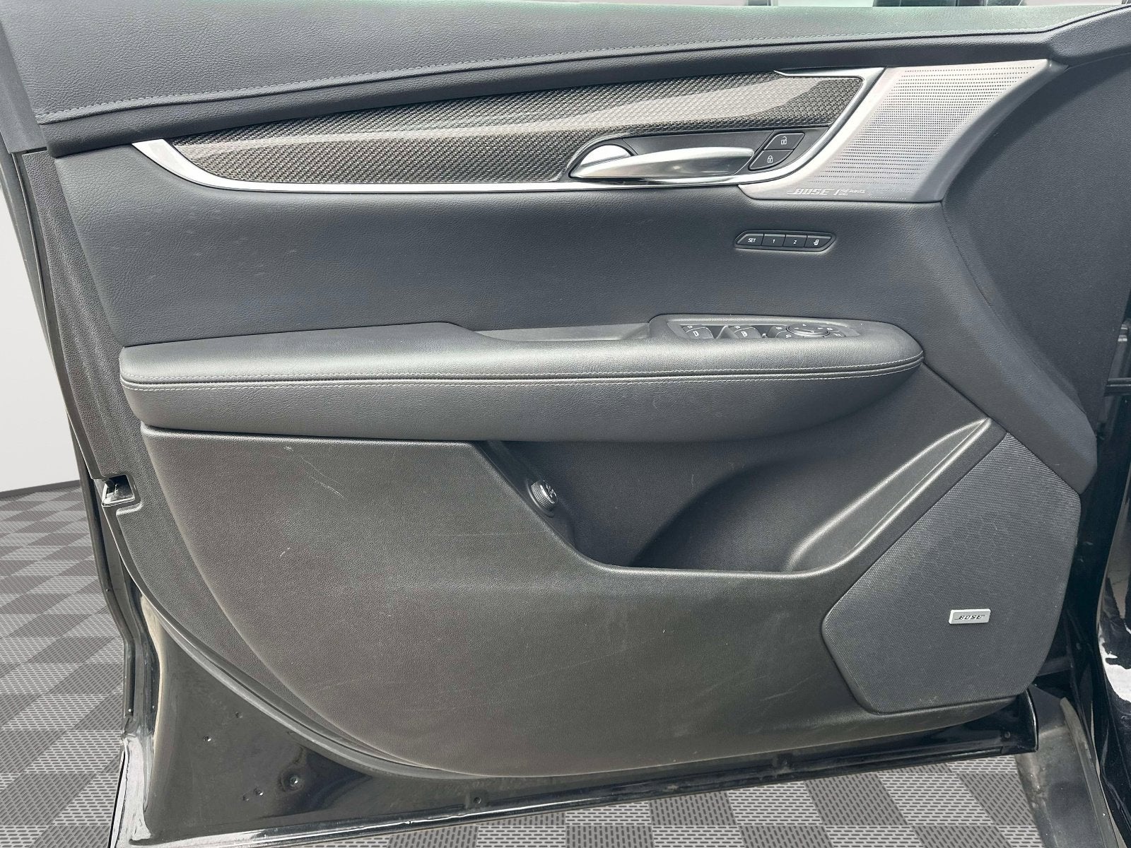 2022 Cadillac XT5 Sport