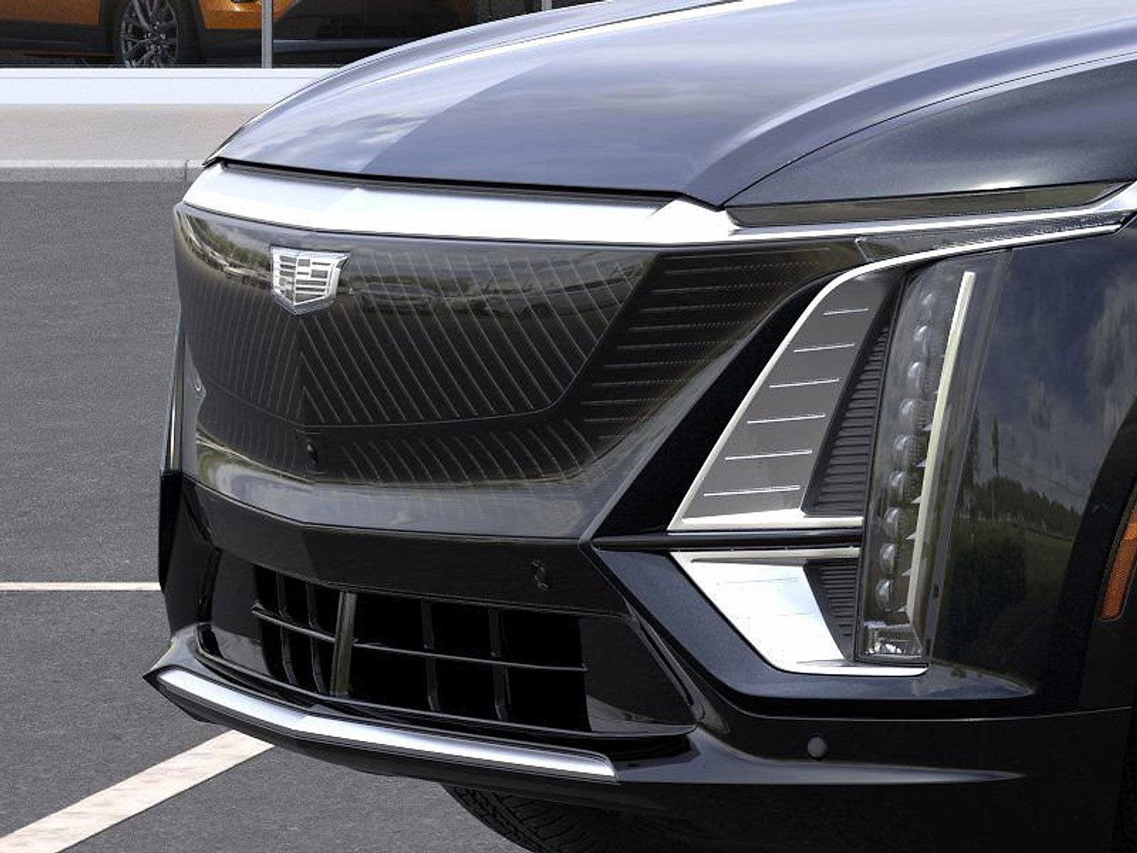 2025 Cadillac LYRIQ Luxury 2