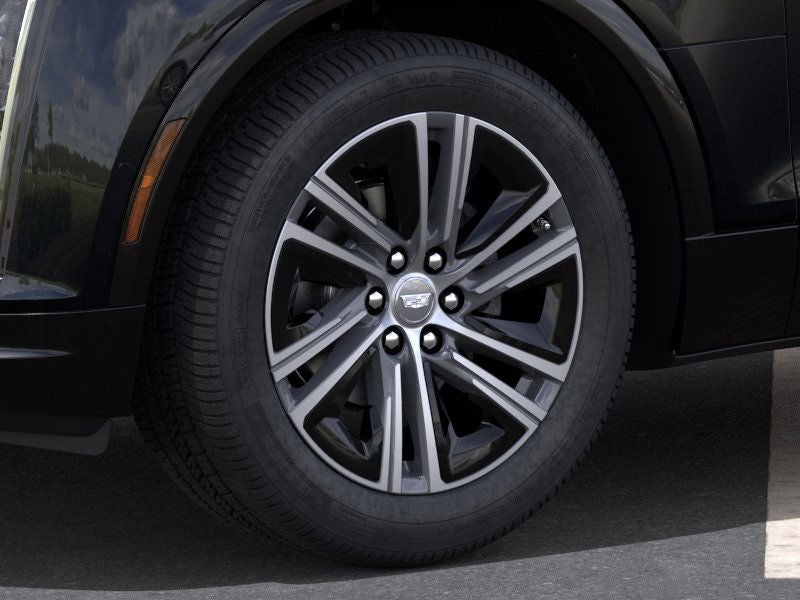 2025 Cadillac LYRIQ Luxury 2