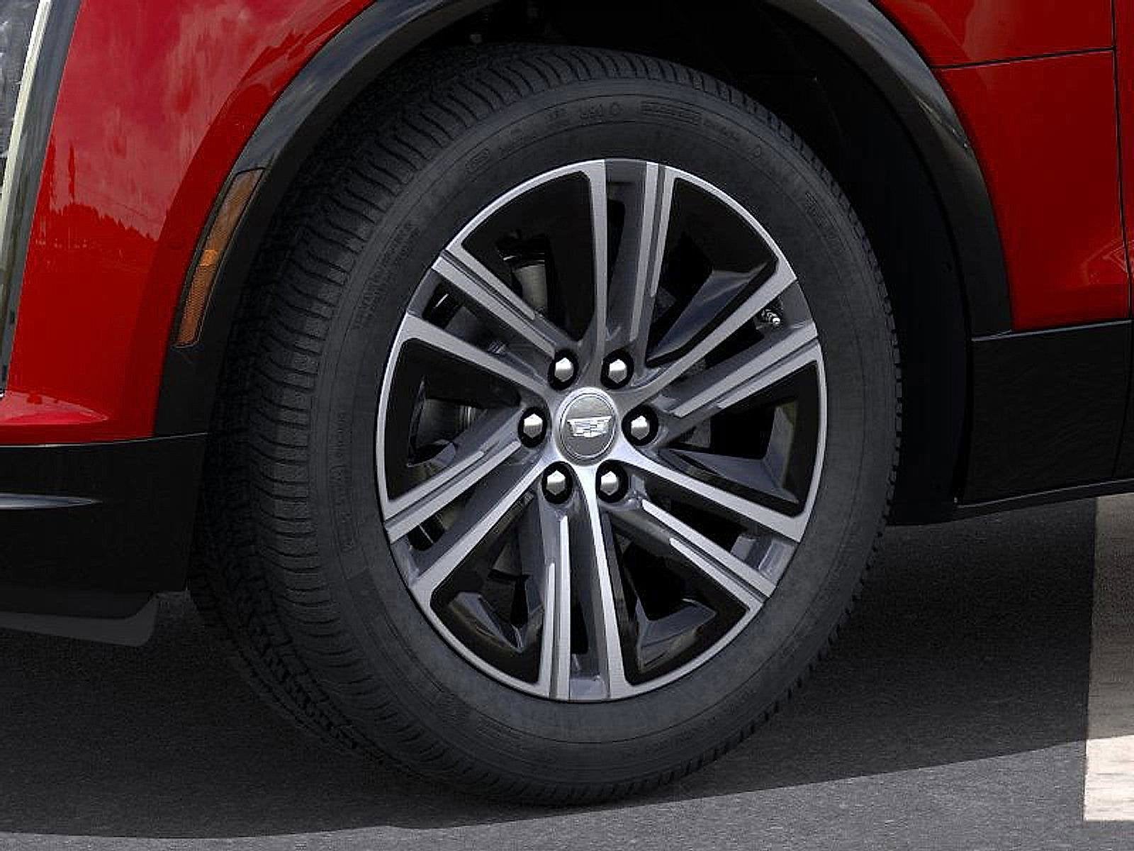 2025 Cadillac LYRIQ Luxury 2