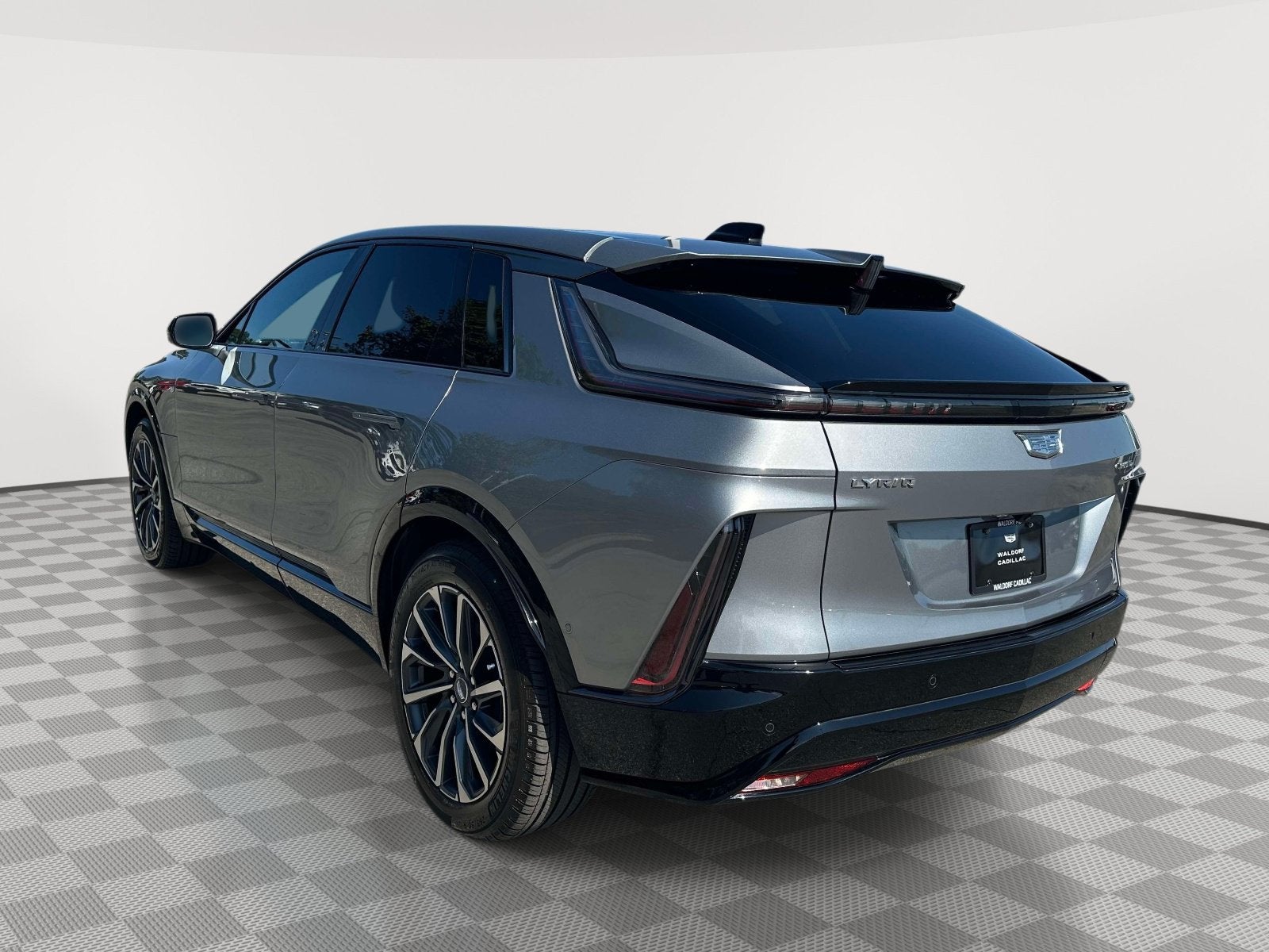 2024 Cadillac LYRIQ Sport 2