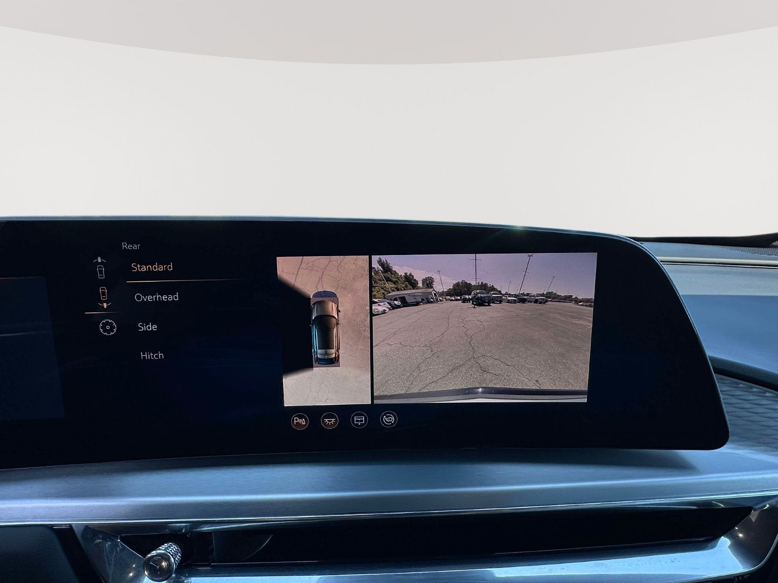 2024 Cadillac LYRIQ Sport 2