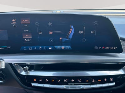2024 Cadillac LYRIQ Sport 2
