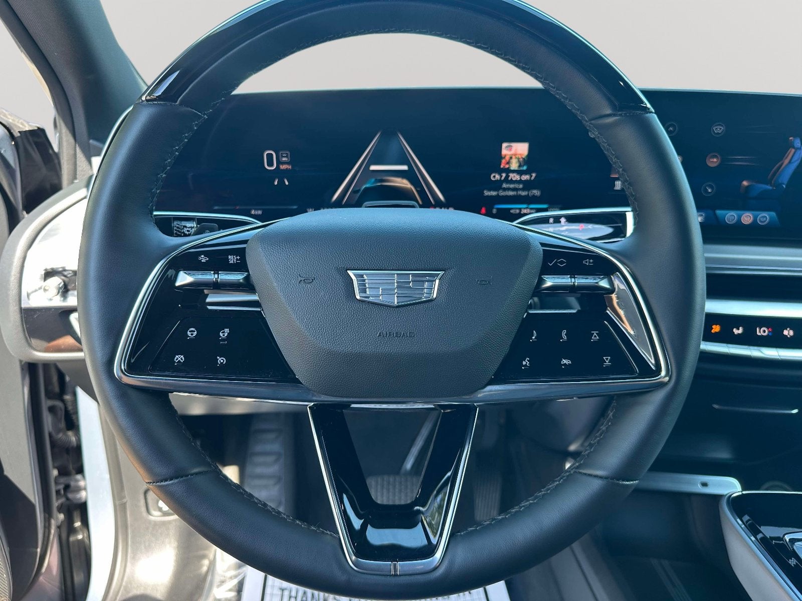 2024 Cadillac LYRIQ Sport 2