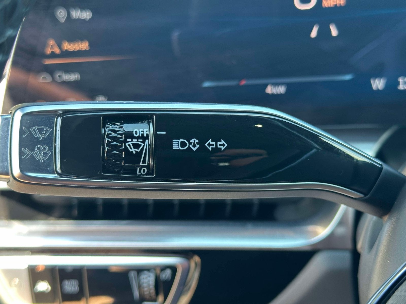 2024 Cadillac LYRIQ Sport 2