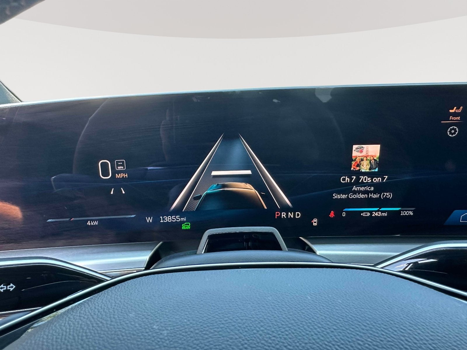 2024 Cadillac LYRIQ Sport 2