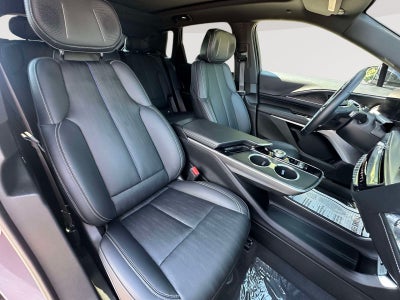 2024 Cadillac LYRIQ Sport 2