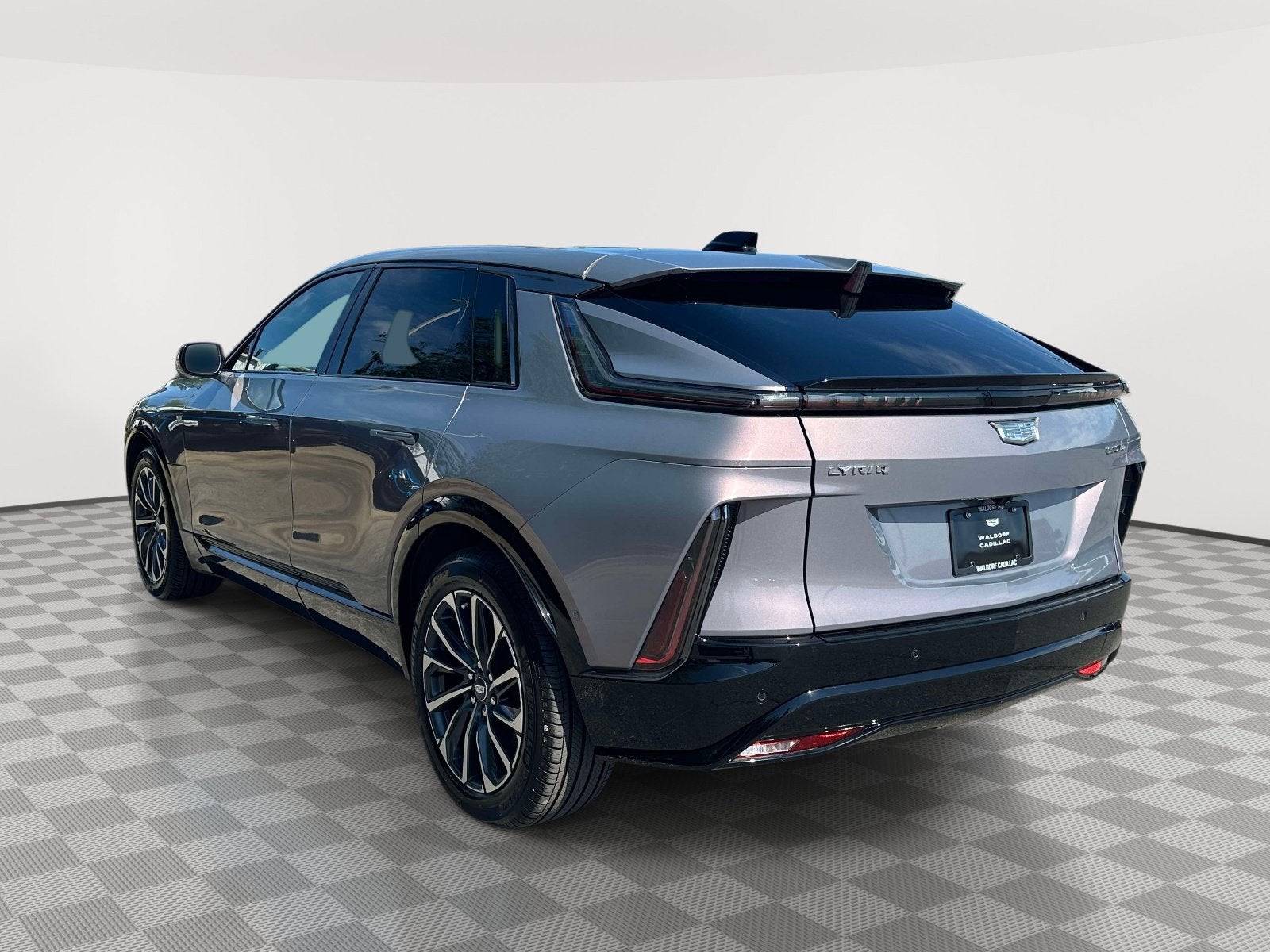 2024 Cadillac LYRIQ Sport 2