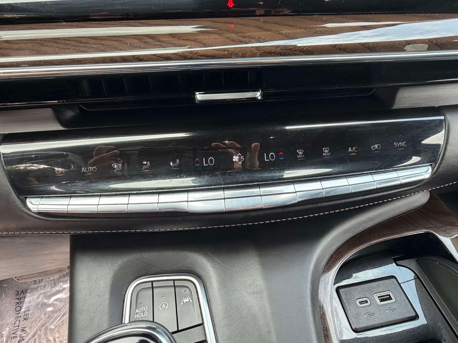 2023 Cadillac Escalade 4WD Sport Platinum