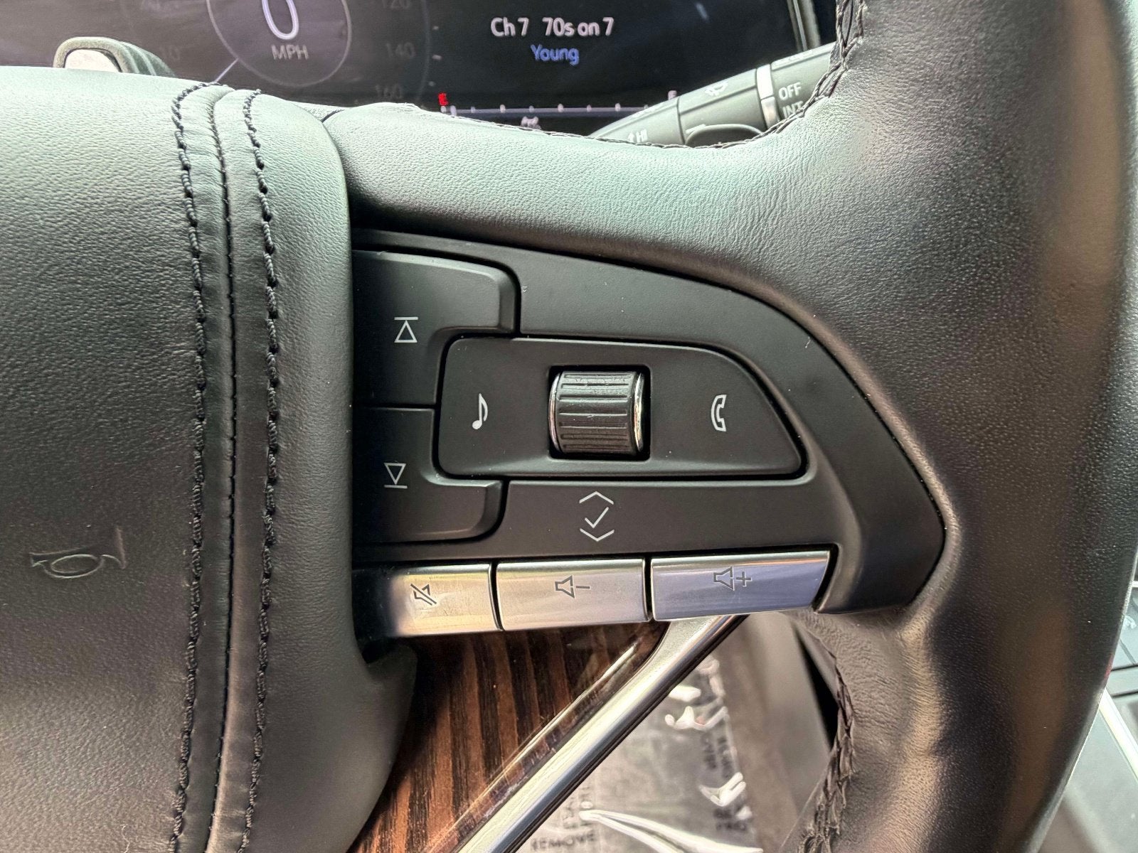 2023 Cadillac Escalade 4WD Sport Platinum