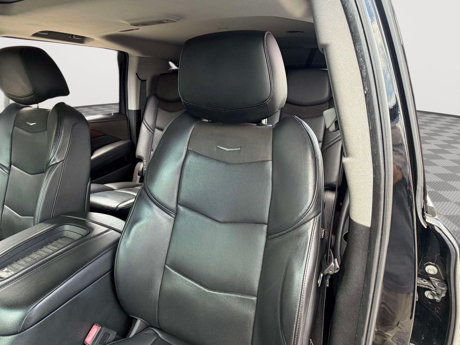 2019 Cadillac Escalade ESV Luxury