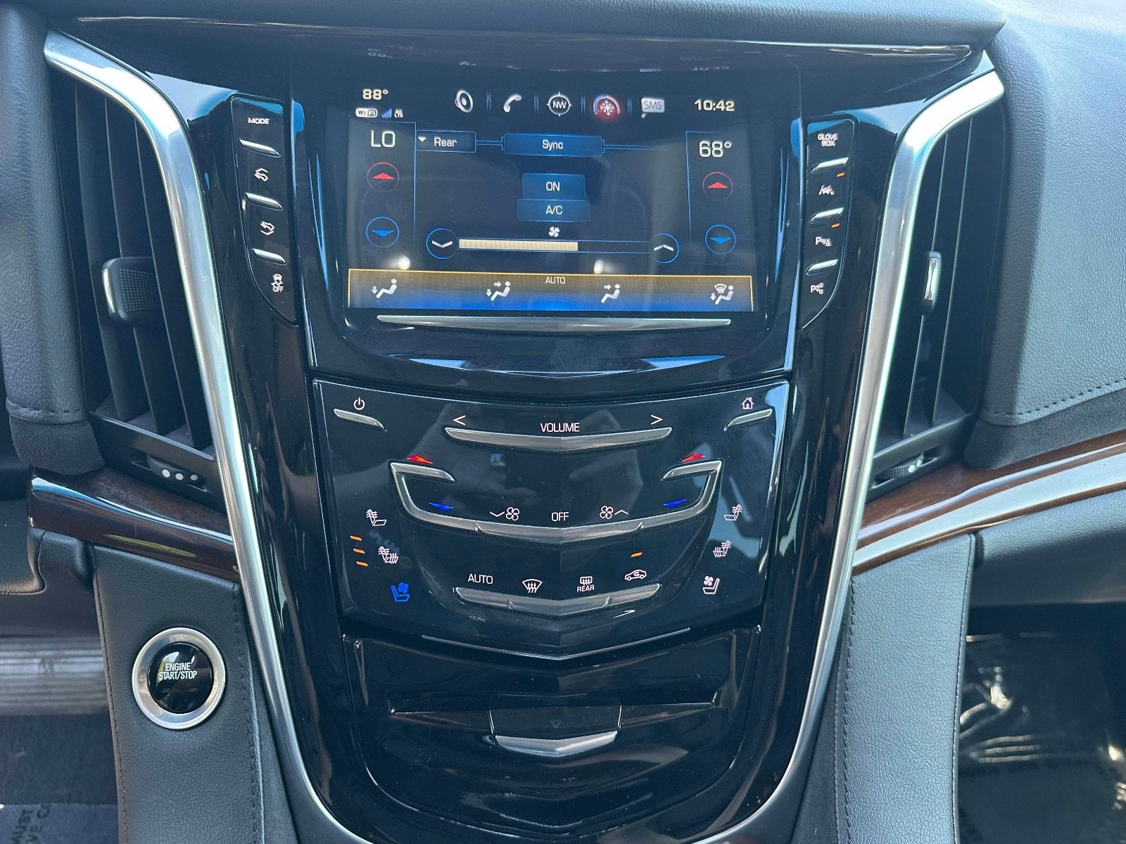 2020 Cadillac Escalade ESV Premium Luxury