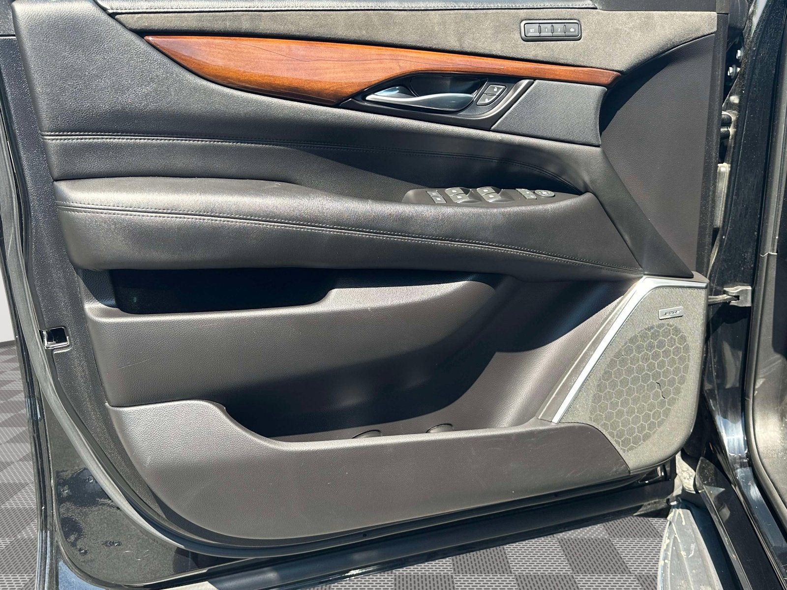 2020 Cadillac Escalade ESV Premium Luxury