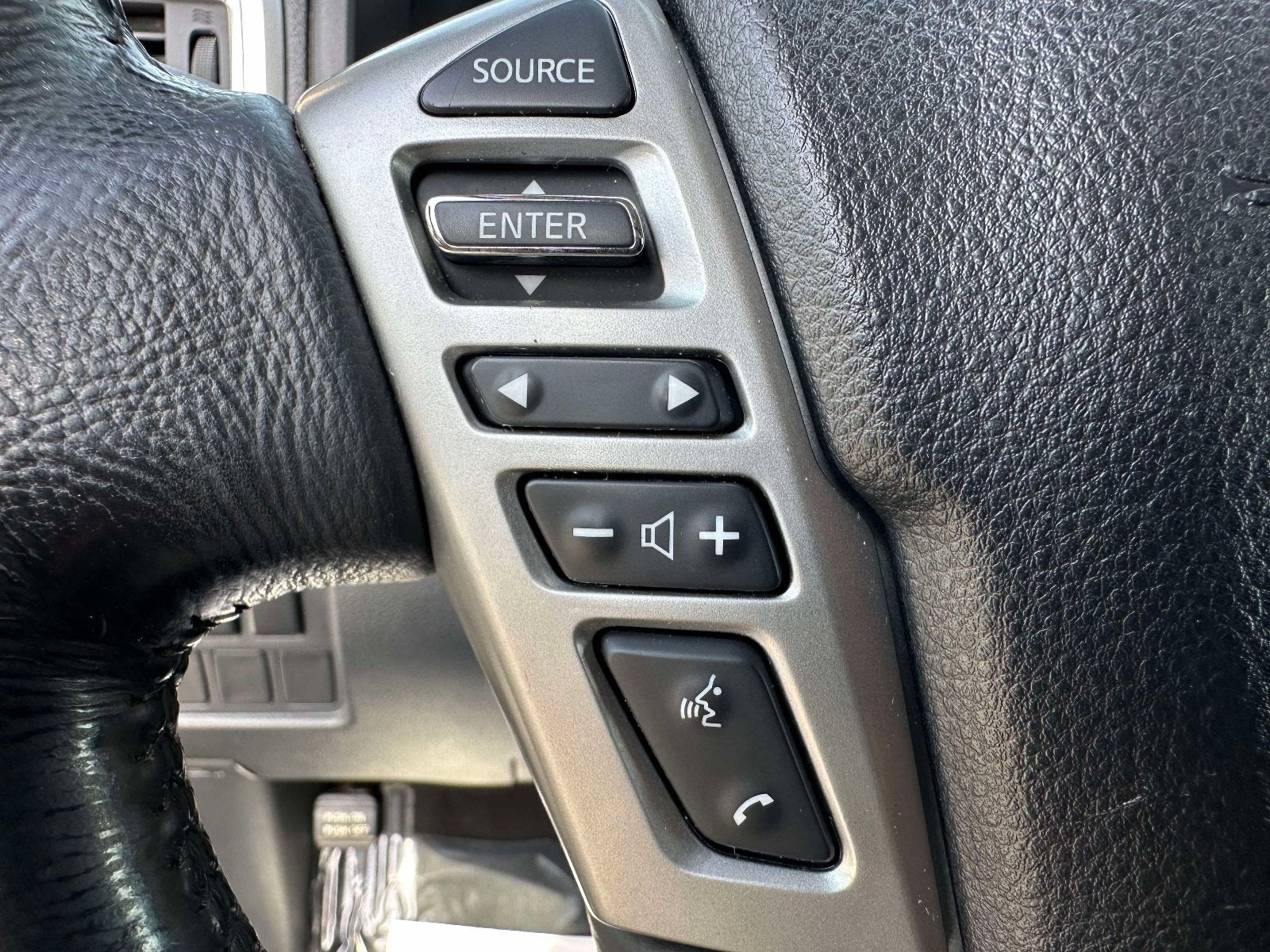 2020 Nissan Titan SV