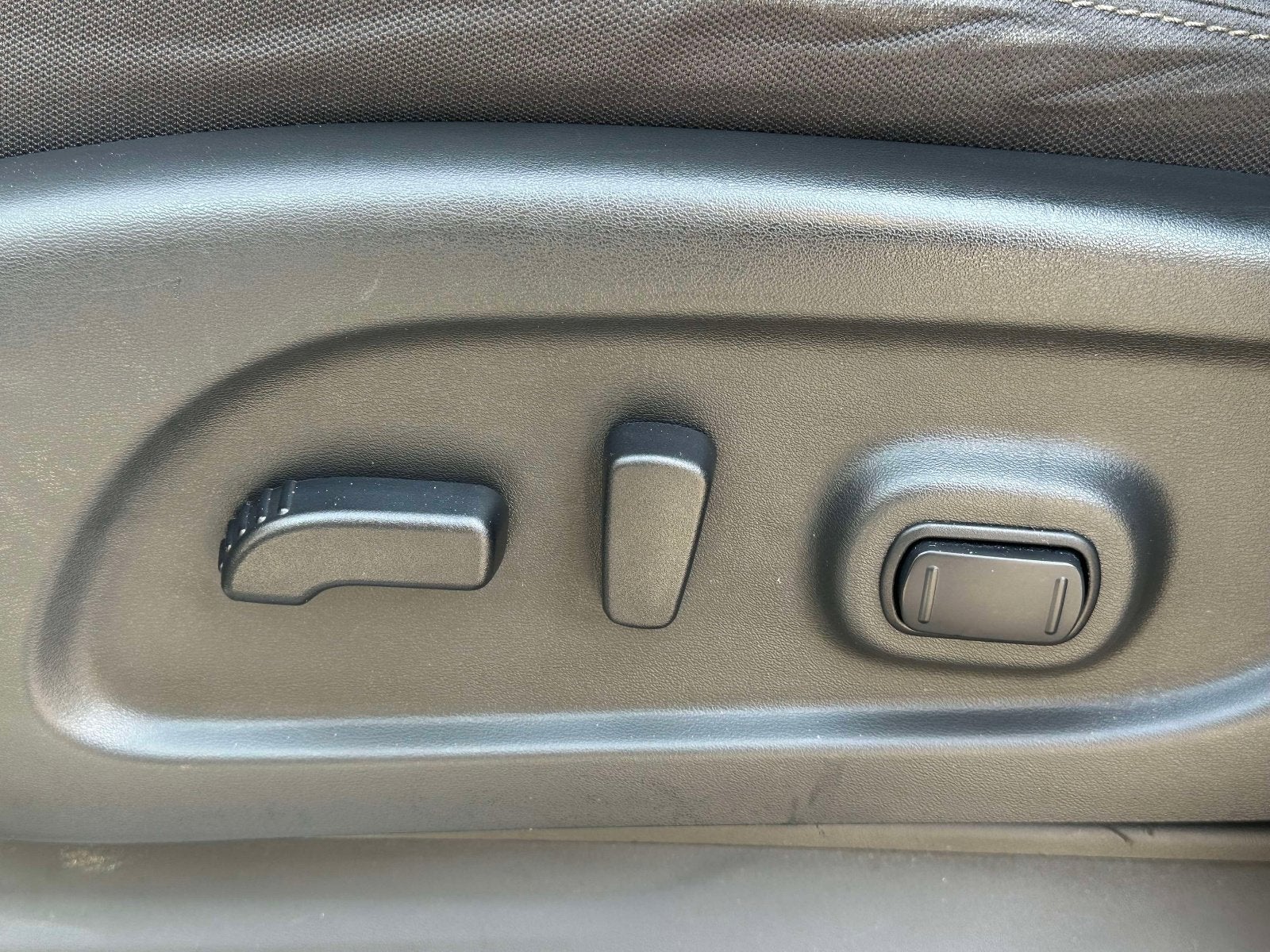 2020 Nissan Titan SV