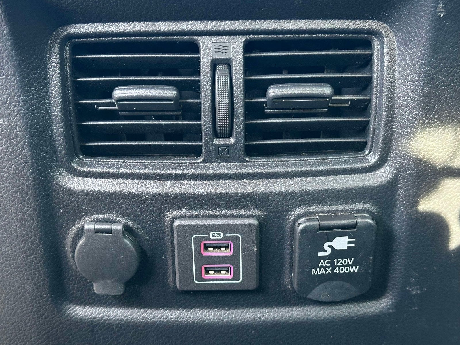 2020 Nissan Titan SV