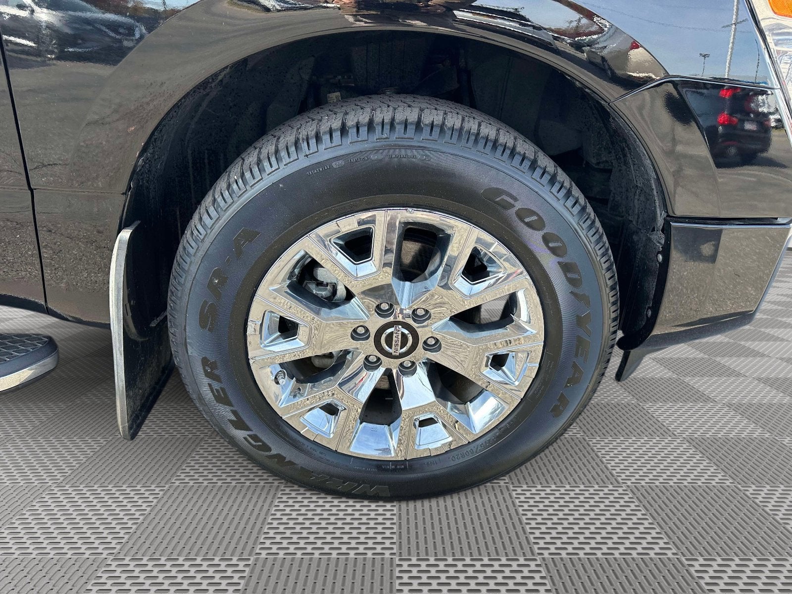 2020 Nissan Titan SV