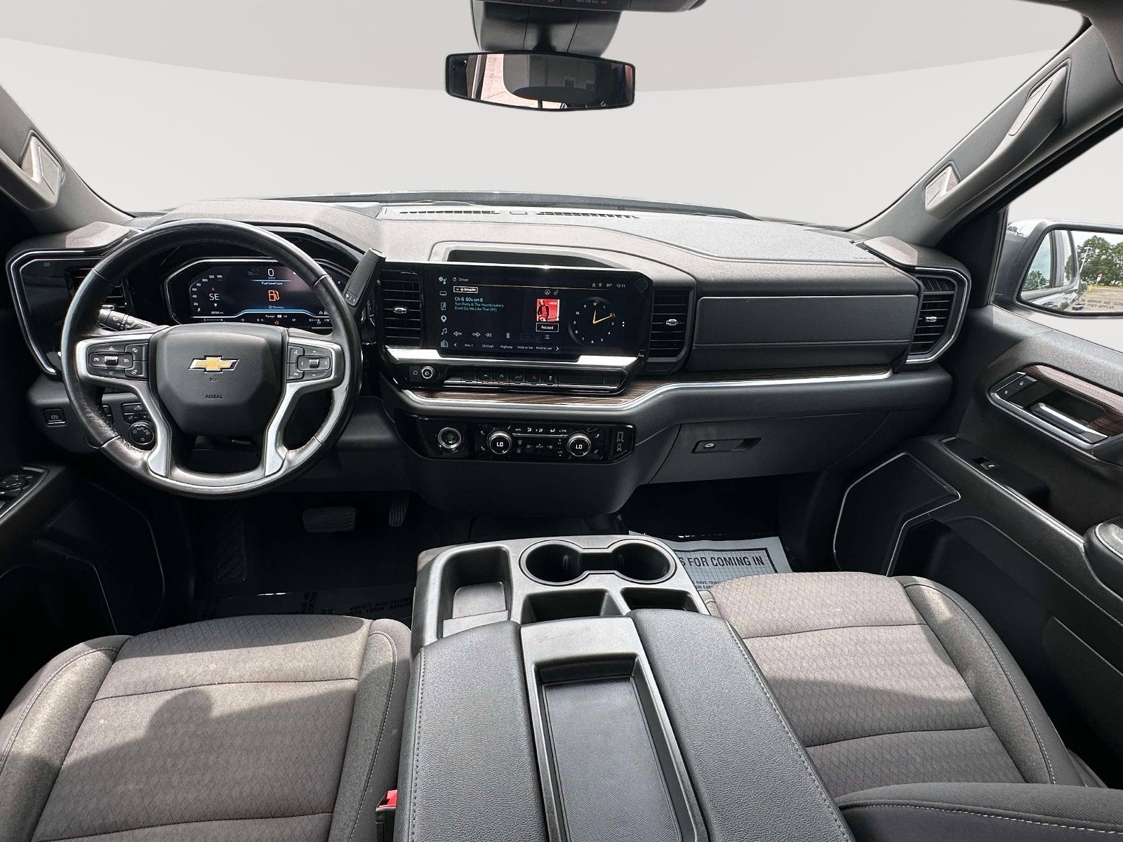 2022 Chevrolet Silverado 1500 LT (2FL)