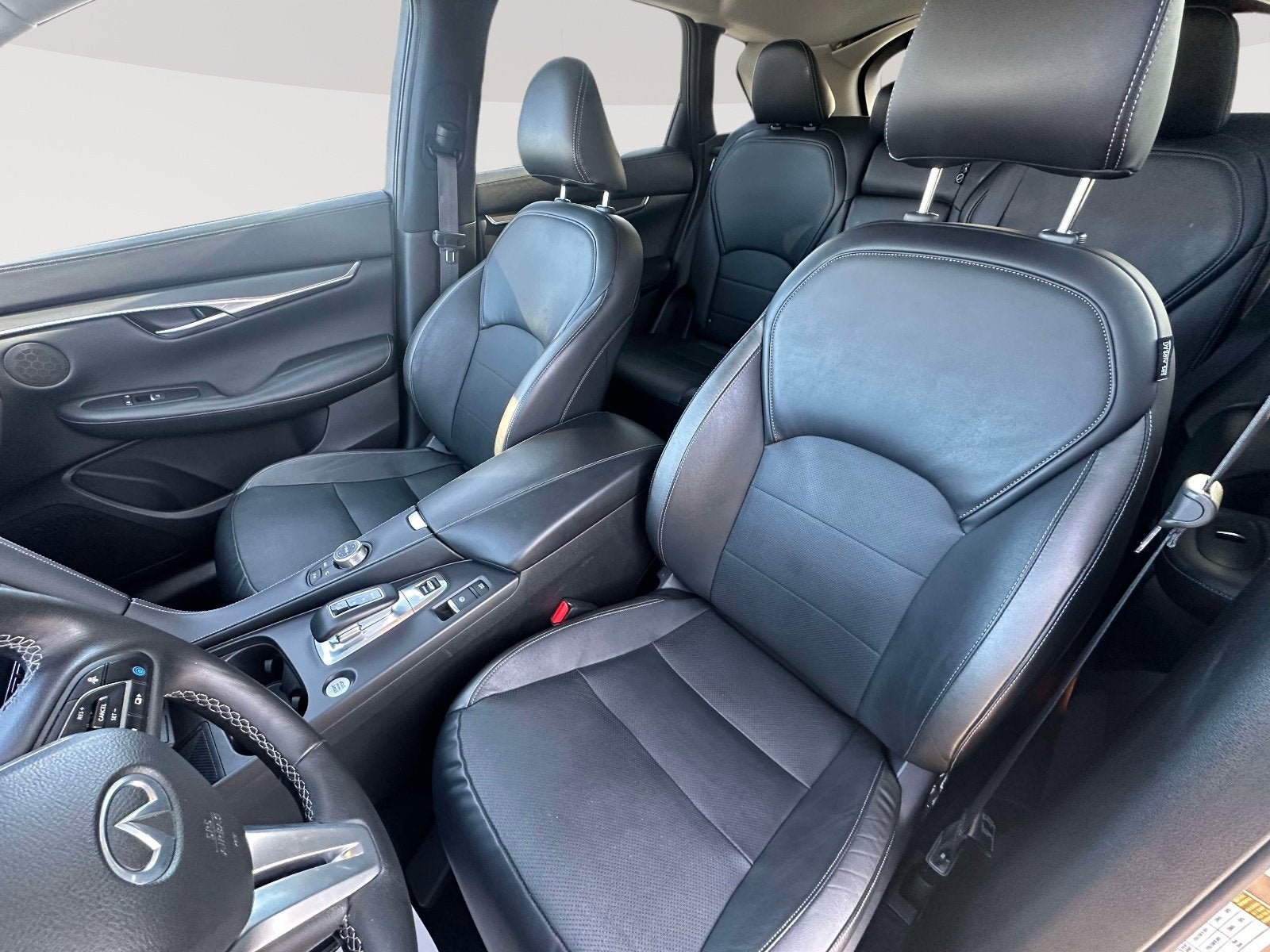 2024 INFINITI QX50 LUXE