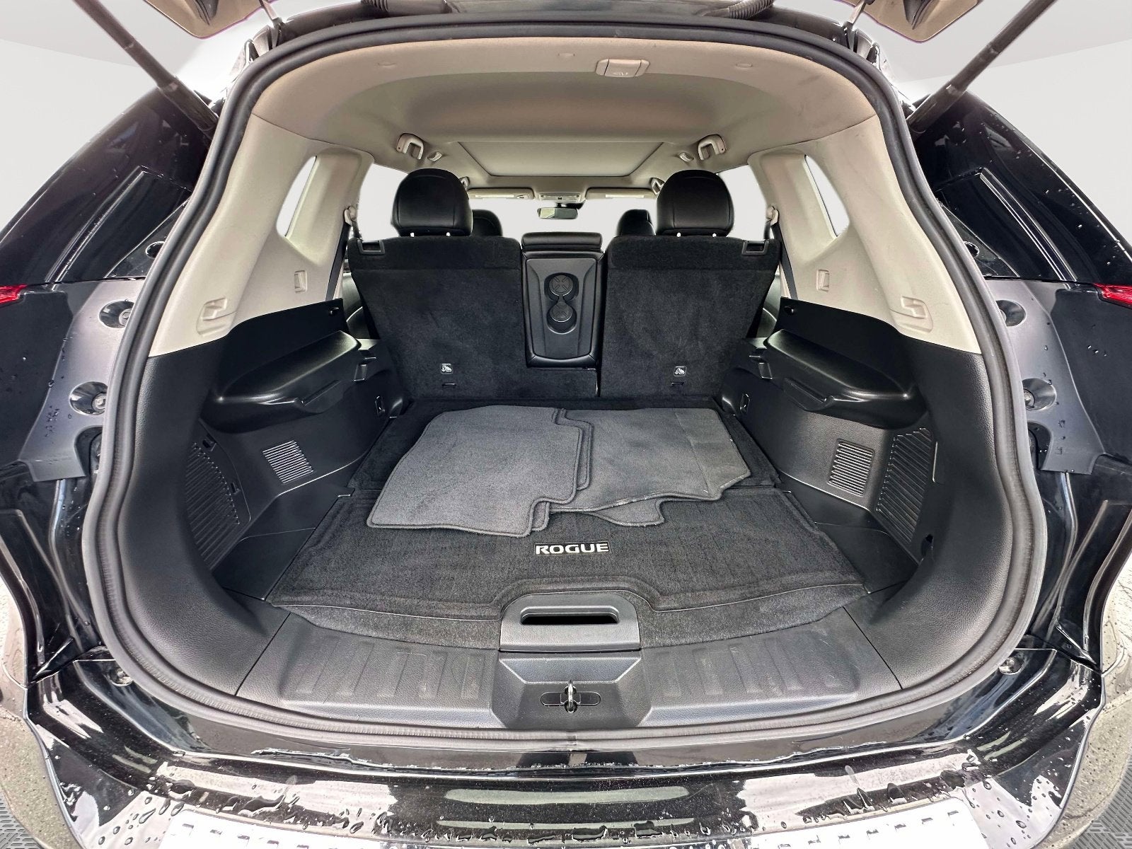 2020 Nissan Rogue SL