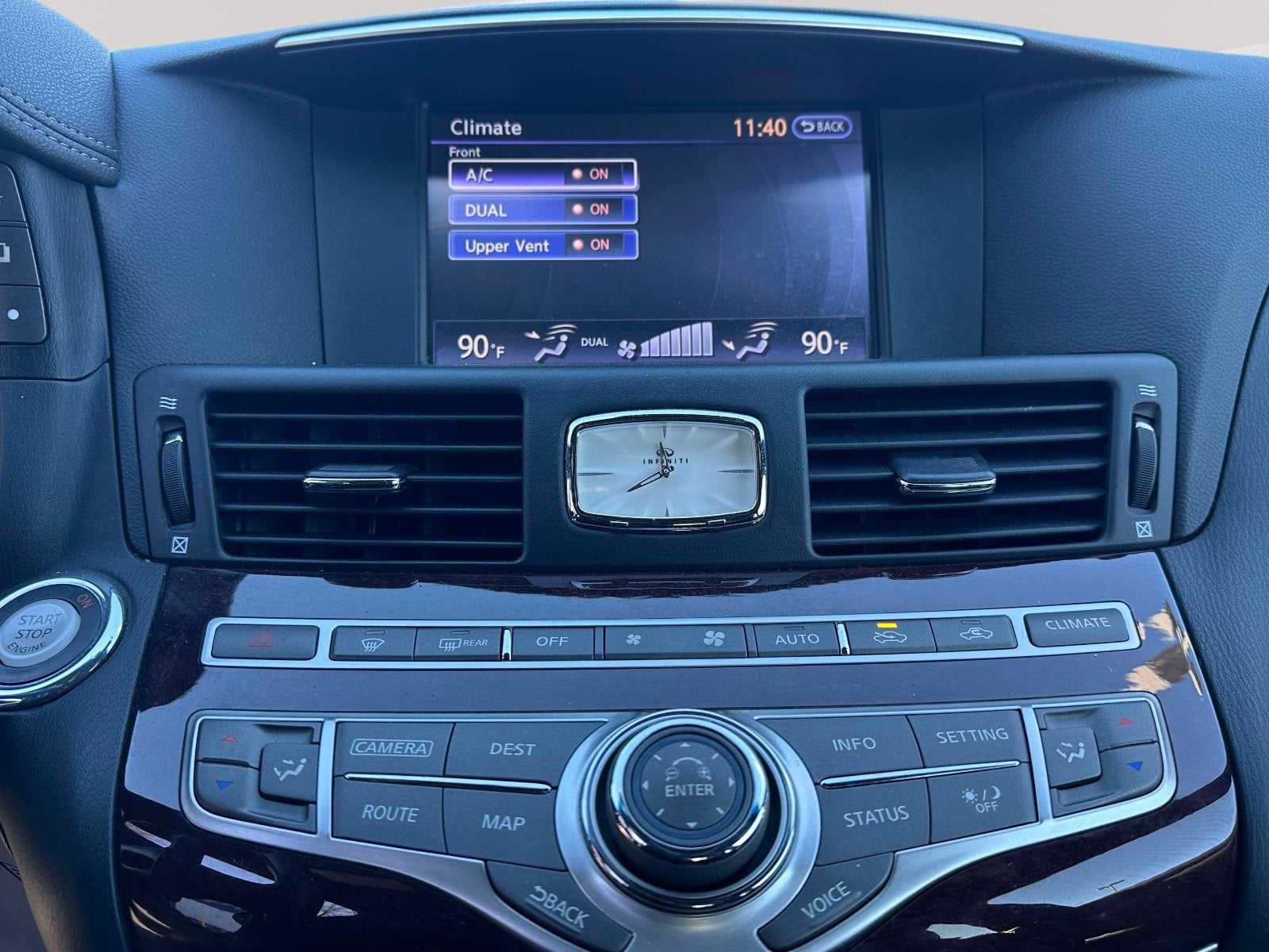 2017 INFINITI Q70 3.7