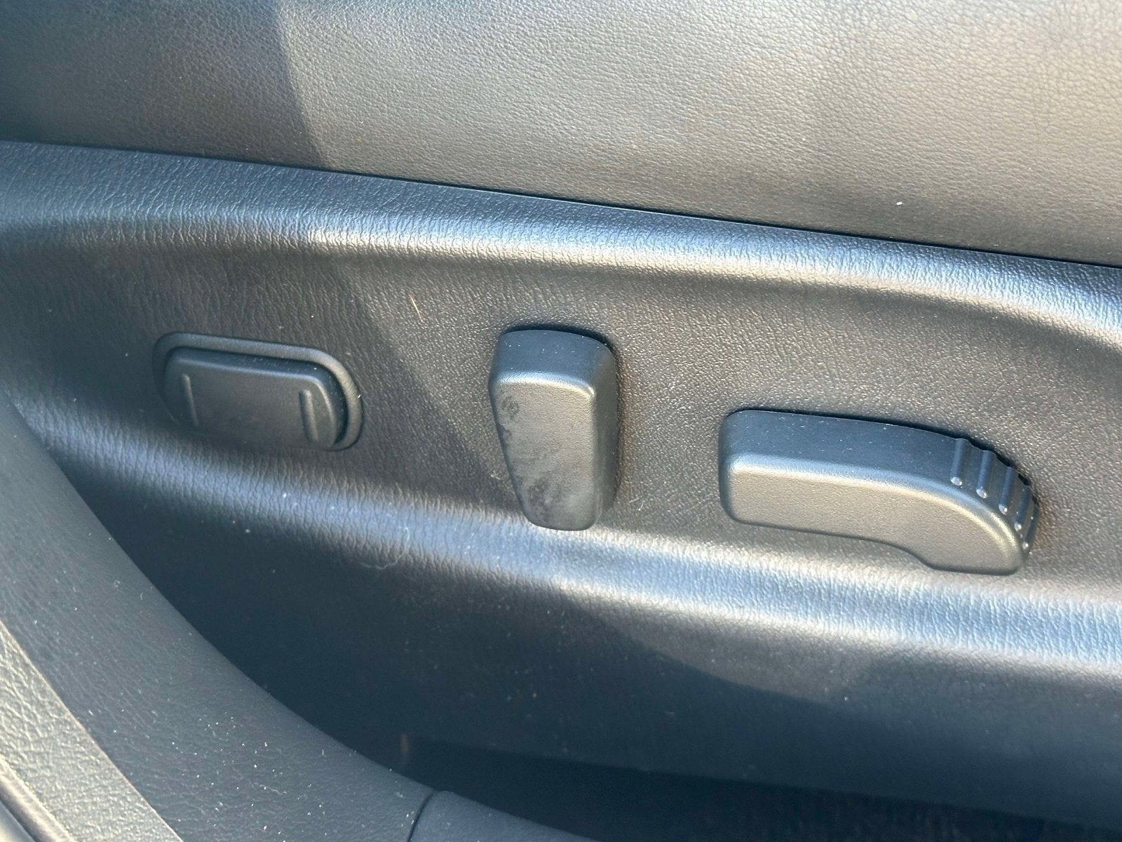 2017 INFINITI Q70 3.7