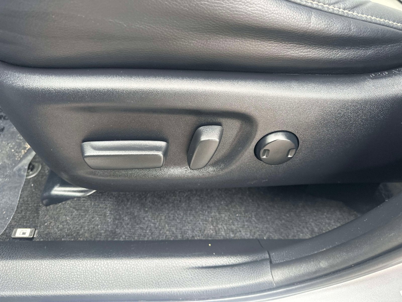 2017 Toyota RAV4 Hybrid Limited