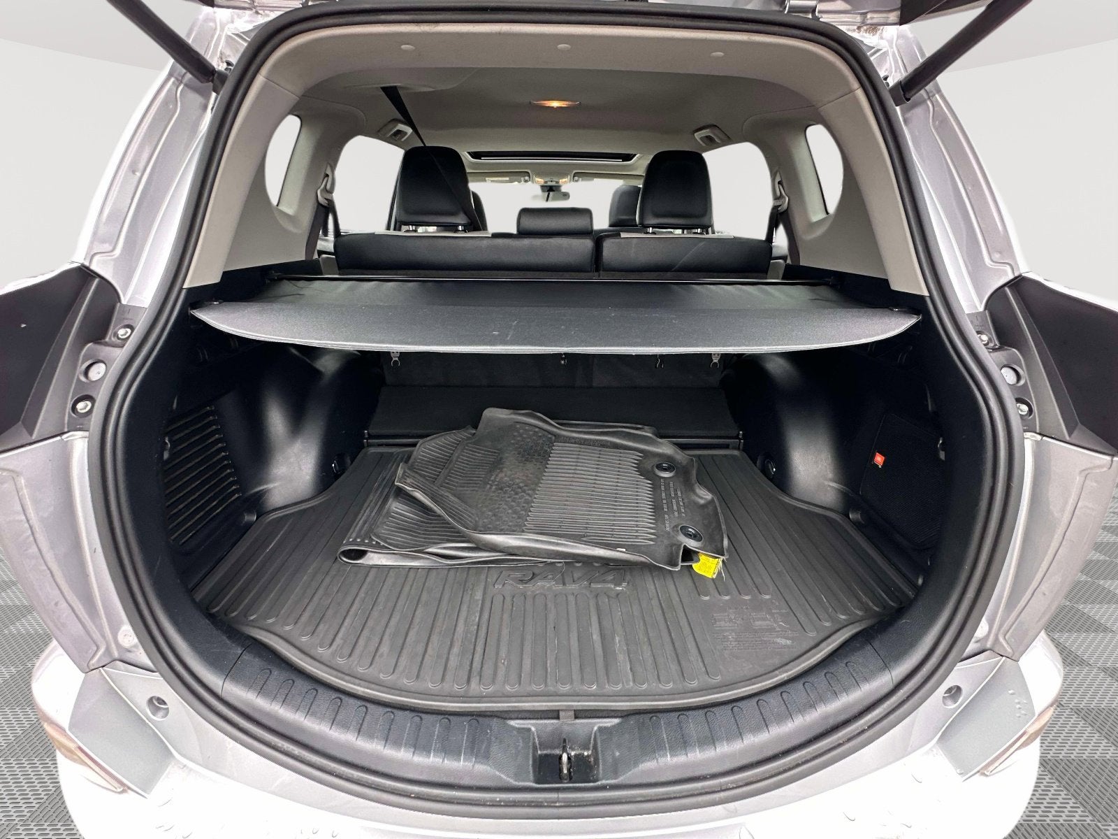 2017 Toyota RAV4 Hybrid Limited