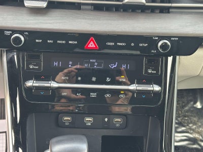 2024 Kia Carnival SX