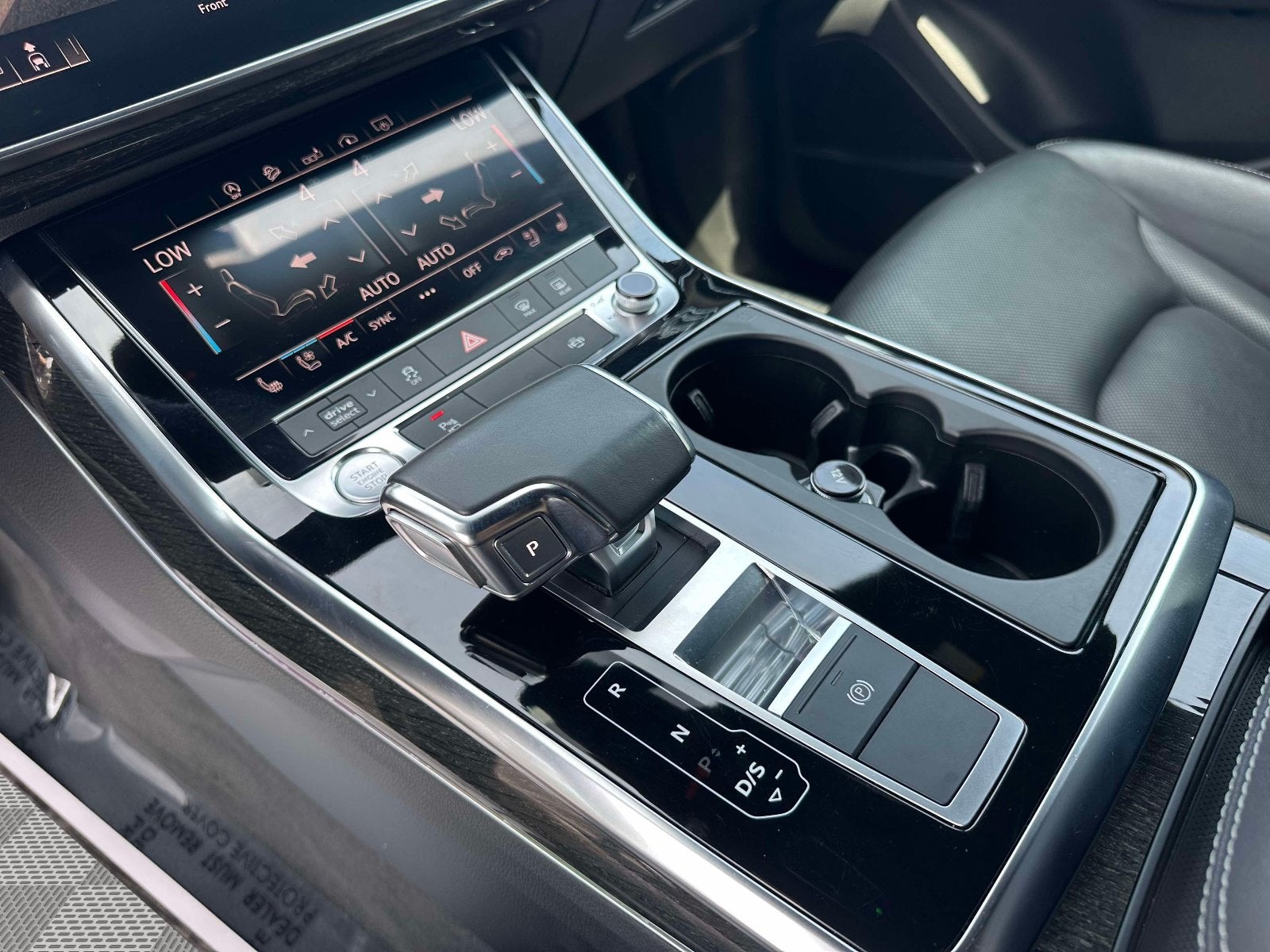 2020 Audi Q8 Premium Plus