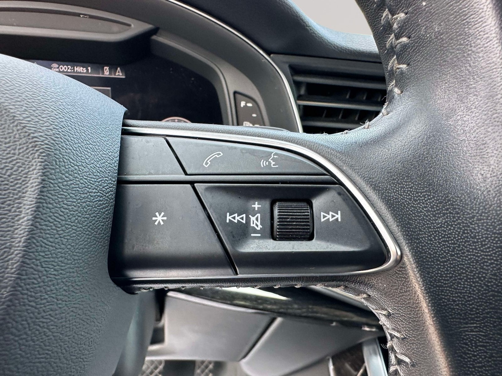 2020 Audi Q8 Premium Plus