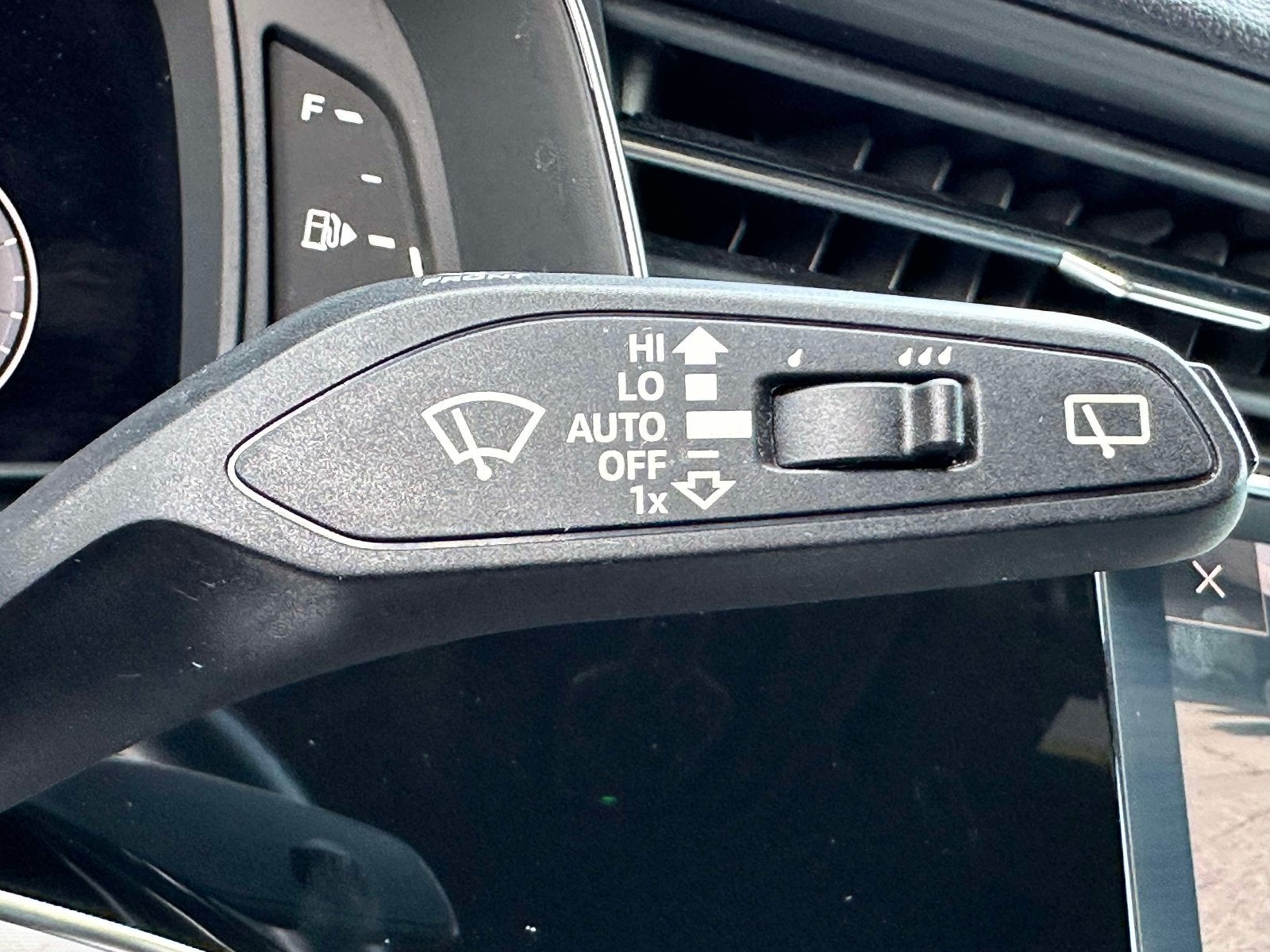 2020 Audi Q8 Premium Plus