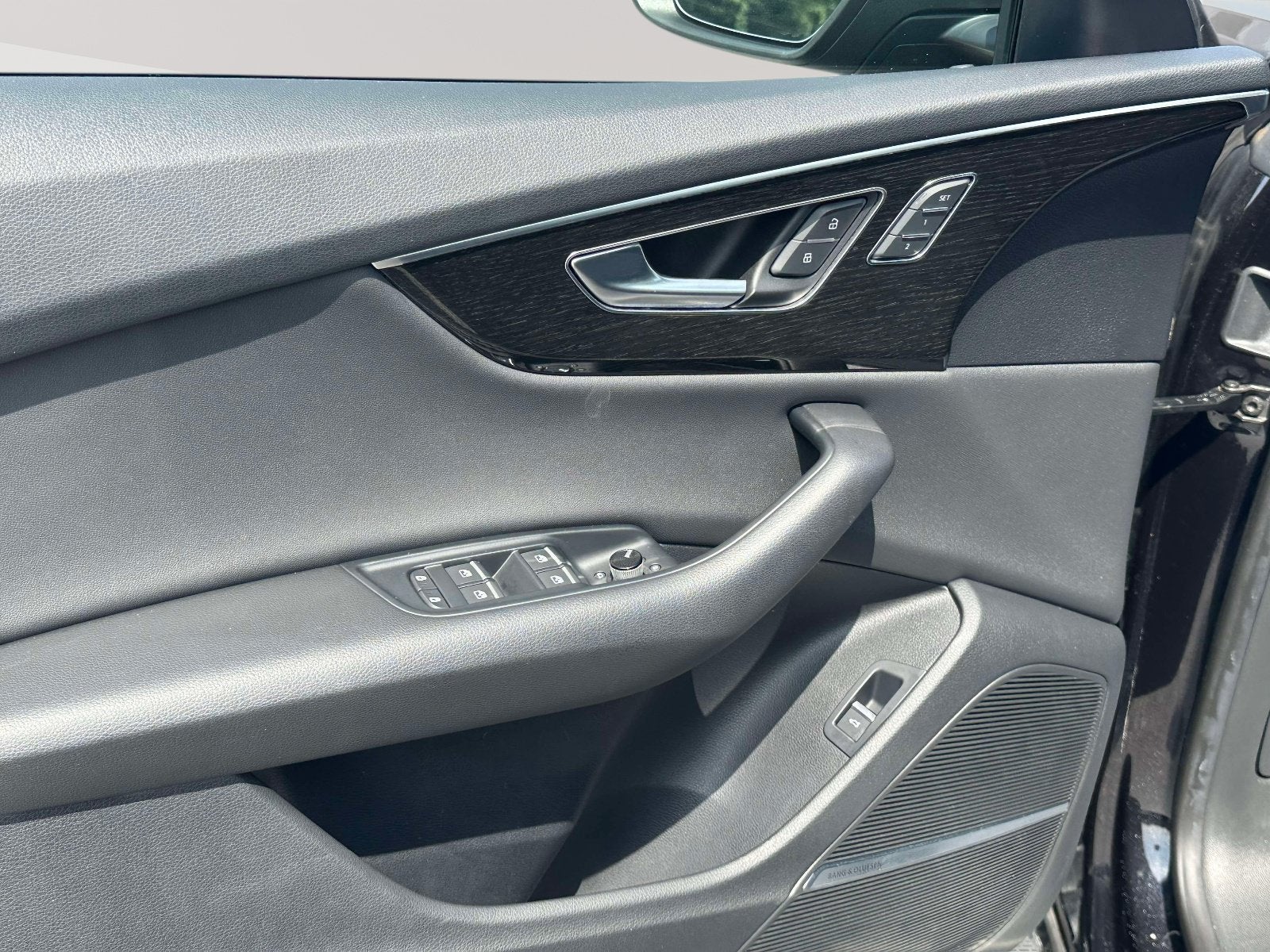 2020 Audi Q8 Premium Plus